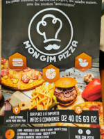 Mon Gim Pizza food