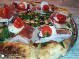 Pizzanic Pizza E Food Bar Ristorante E Pizzeria food