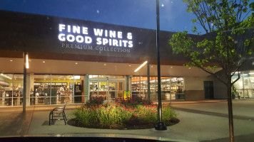 Fine Wine Good Spirits Premium Collection outside