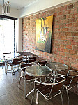 Romeo Art Cafe inside