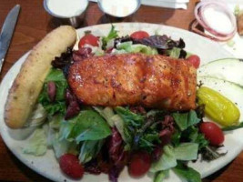 Jake's City Grille food
