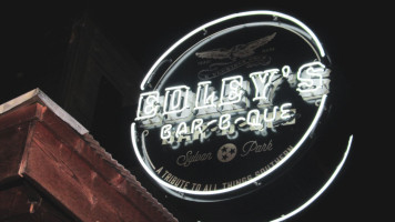 Edley's Bar-B-Que food