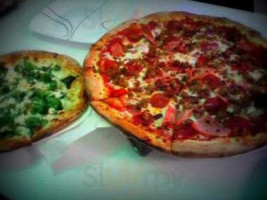 Pinehurst Pizza food