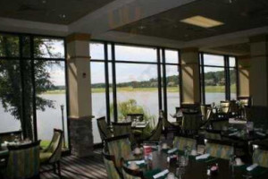 The Water's Edge At Lakepoint State Park Resort inside