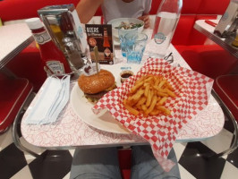 Holly's Diner Rennes food