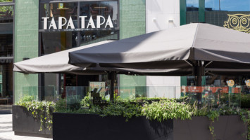 Tapa Tapa Glories outside