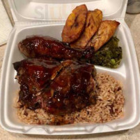 Hartman Jerk Center food