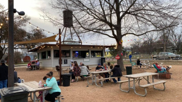 Münch Food Park food