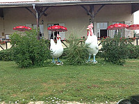 La Maison Du Poulet De Bresse outside