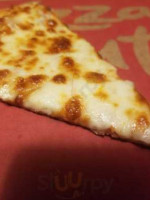 Pizza Hut food