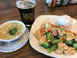 Black Gold Brewing Company food