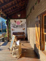 La Cheve Bakery And Brews outside