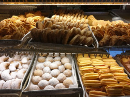 Dama Pastry And food
