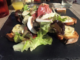 La Brasserie des Oliviers food