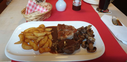 Steakhouse Zum Bitburger Petar Vivovic food