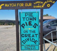 Pie Town Cafe outside