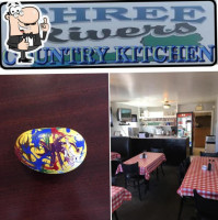 Three Rivers Country Kitchen inside