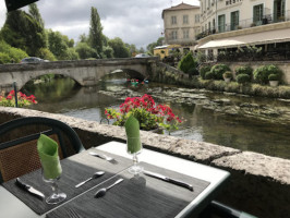 Hostellerie Le Donjon food