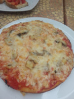 Pizzeria Dolce Vita food