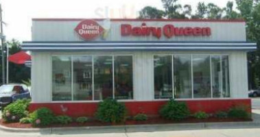 Dairy Queen outside