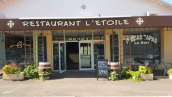 L'etoile outside