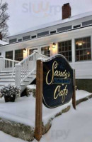 Sandy's Blue Hill Cafe outside