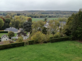 Manoir Du Soleil D'or inside