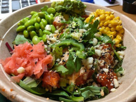 Big Fin Poké Northshore Mall food