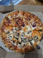 Domino's Pizza food