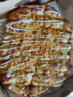 Arena's Pizza Bostwick Lake food