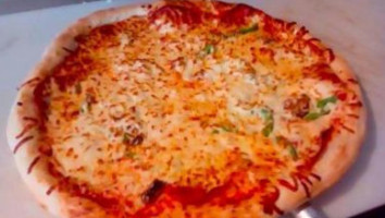 Gino Pizzeria Devient Casse Croute Urbain food