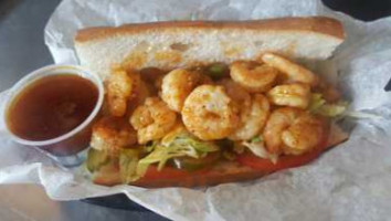 Nola Poboys Deer Park food