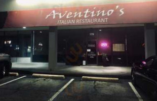 Aventino's Italian outside