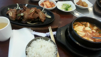 Dai Jang Kum food