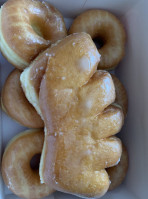 Bb's Donuts food