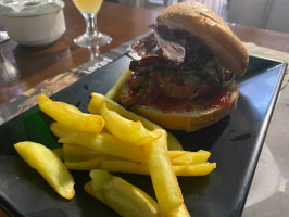 Tasta'mm Gourmet Burger Gin food