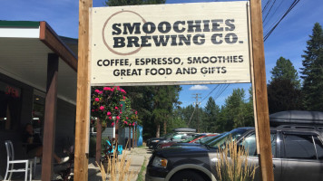 Smoochies Brewing Co inside