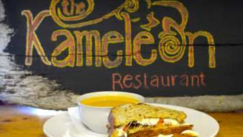 Kameleon Food & Drink food