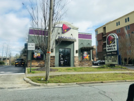 Taco Bell outside