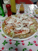 Gorditas Rellenas De Amor food