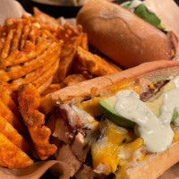 Tailgaters Sports Grille food