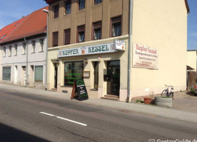 Kupferkessel outside