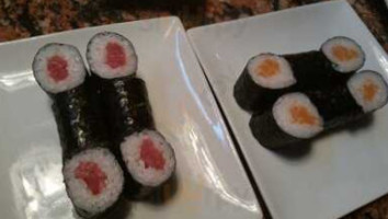 Sushi Axiom food