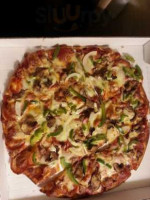 Elicia's Pizza food