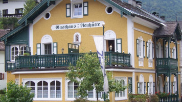 Gasthaus Neuhütte - Karl Rainbacher outside