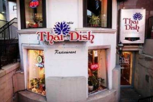 Thai Dish outside