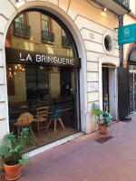 La Bringuerie outside