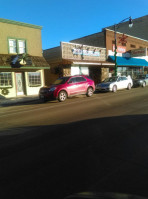 Albany Home Bakery outside