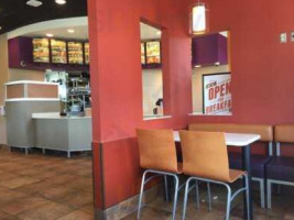 Taco Bell inside