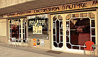 Rosy Pasticceria Gelateria inside